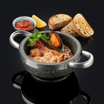 Мидии с чиабаттой