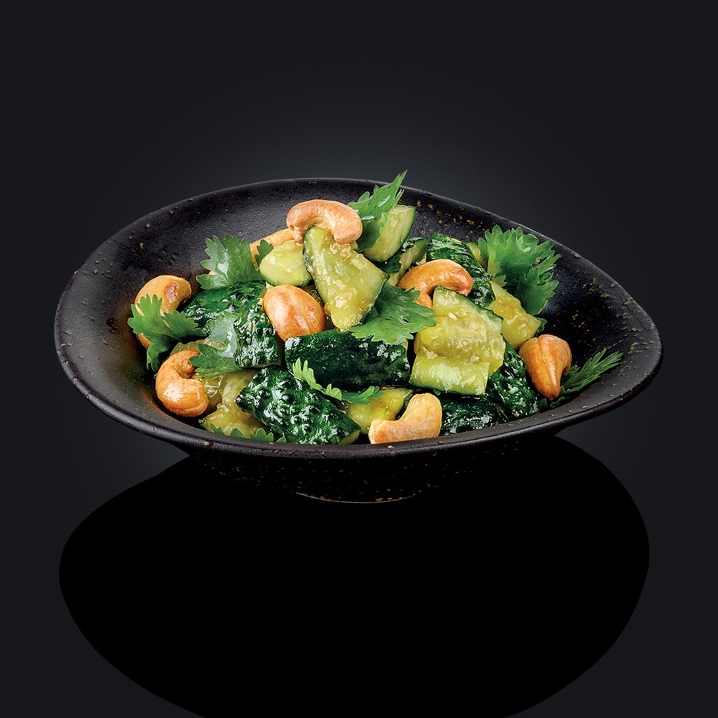 Салат из битых огурцов